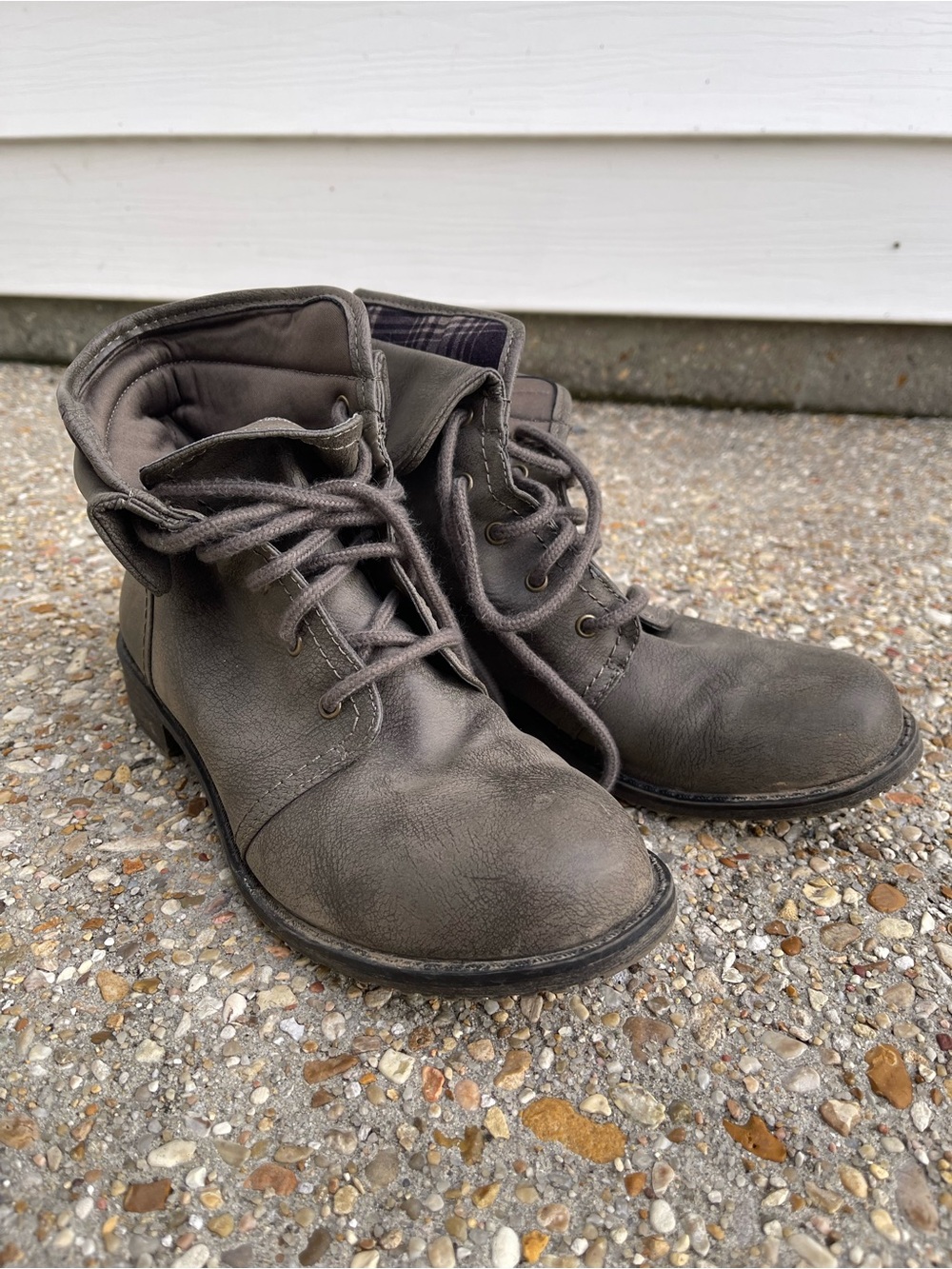Women’s Casual Lace-Up Ankle Boots — Gray